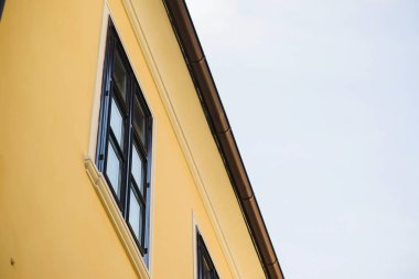 Ev eski ahşap pencere.