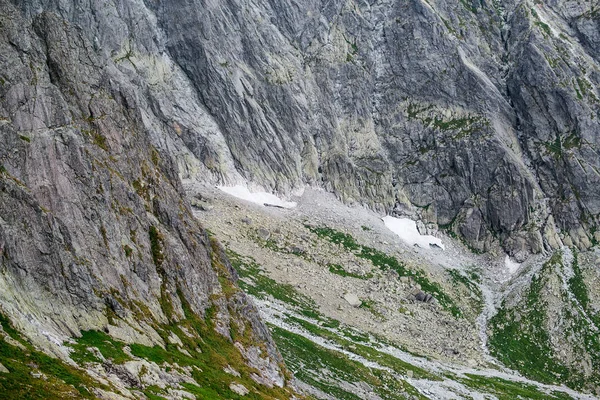 Felsige Berglandschaft in hoher Tatry — Stockfoto