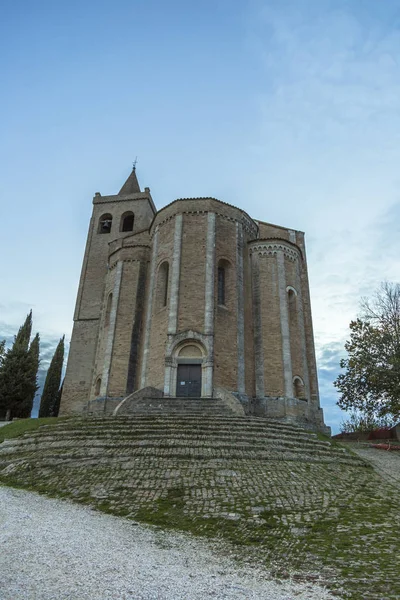 Εκκλησία Santa Maria della Rocca σε Μάρκε, Ιταλία — Φωτογραφία Αρχείου
