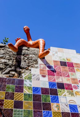 Portekizce azulejos ve heykel Lizbon