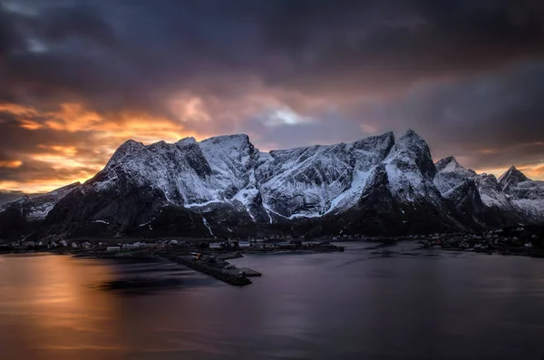 Sunset in Reine — 图库照片