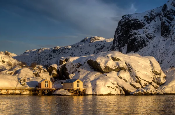 Nusfjord cabins sunset — Stock Photo, Image