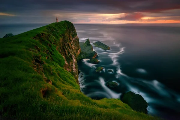 Coucher de soleil du phare de Mykinesholmur — Photo