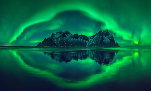 Vestrahorn aurora — Stok fotoğraf