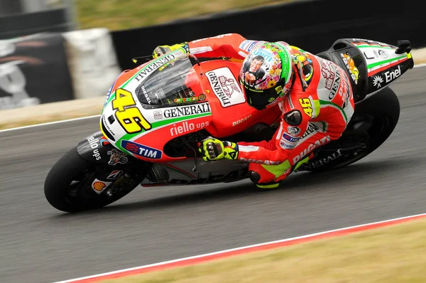 Mugello - italien, juli 13: italian ducati rider valentino rossi at 2012 tim motogp of italy on juli 13, 2012 — Stockfoto