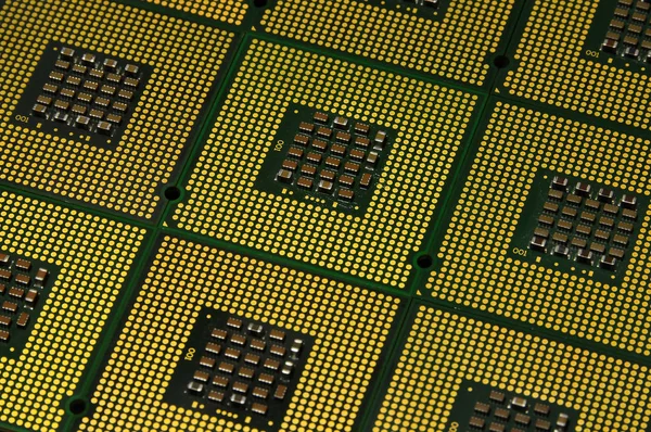 Processadores de computador antigo CPU alinhada, fundo futuro . — Fotografia de Stock