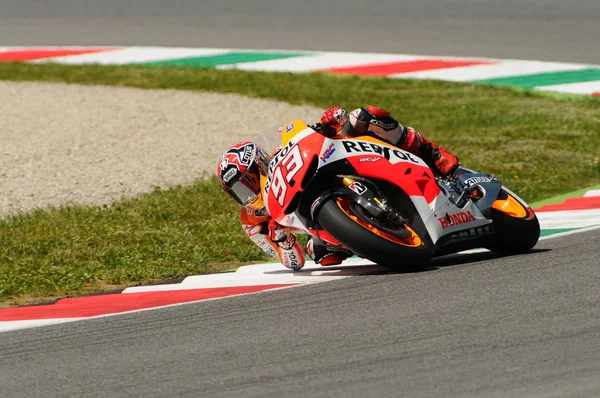 MUGELLO - ITALIA, 31 DE MAYO: El piloto español de Honda Marc Márquez en el circuito TIM MotoGP de Italia en Mugello el 31 de mayo de 2013 — Foto de Stock