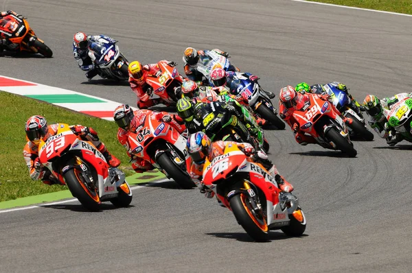 Mugello - Italy, 31 mei: Spaanse Honda rider Marc Marquez op 2013 Tim Motogp van Italië op Mugello circuit op mei 31, 2013 — Stockfoto