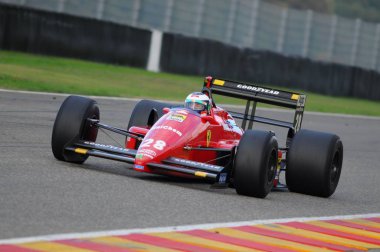 Mugello, bu Kasım, 2008:Gherard Berger ile tarihi Ferrari Turbo F1 1988 Finali Mondiali Ferrari 2008 sırasında İtalya mugello devre içine