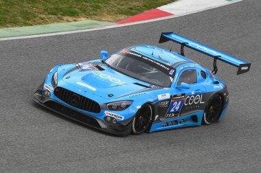 12 cevheri Hankook Mugello 18 Şubat 2017: #24 Sps otomotiv performans, Mercedes Amg Gt3 tahrik tarafından Alexandre Coigny, Iradj Alexander David, Richard Feller devre Mugello, İtalya.