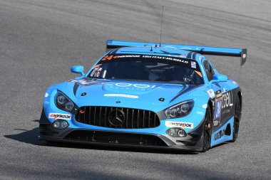 12 cevheri Hankook Mugello 18 Şubat 2017: #24 Sps otomotiv performans, Mercedes Amg Gt3 tahrik tarafından Alexandre Coigny, Iradj Alexander David, Richard Feller devre Mugello, İtalya.