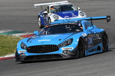 12 cevheri Hankook Mugello 18 Şubat 2017: #24 Sps otomotiv performans, Mercedes Amg Gt3 tahrik tarafından Alexandre Coigny, Iradj Alexander David, Richard Feller devre Mugello, İtalya.