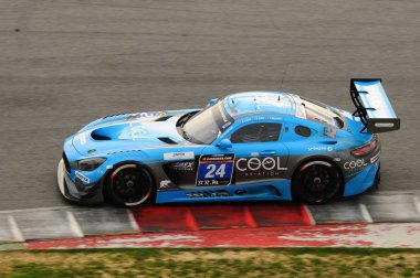 12 cevheri Hankook Mugello 18 Şubat 2017: #24 Sps otomotiv performans, Mercedes Amg Gt3 tahrik tarafından Alexandre Coigny, Iradj Alexander David, Richard Feller devre Mugello, İtalya.