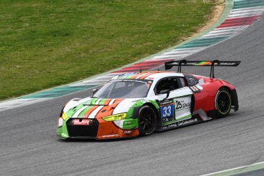 12 cevheri Hankook Mugello 18 Şubat 2017: #33 araba koleksiyonu Motorsport, Audi R8 Lms: Dimitri Parhofer, Dirg Parhofer, Johannes Siegler, Kelvin van der Linde devre Mugello, İtalya.