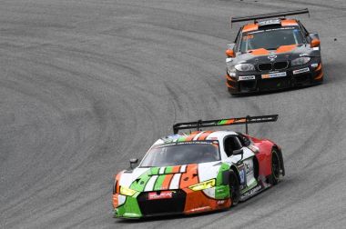 12 cevheri Hankook Mugello 18 Şubat 2017: #33 araba koleksiyonu Motorsport, Audi R8 Lms: Dimitri Parhofer, Dirg Parhofer, Johannes Siegler, Kelvin van der Linde devre Mugello, İtalya.