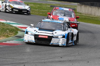 12 cevheri Hankook Mugello 18 Şubat 2017: #34 araba koleksiyonu Motorsport, Audi R8 Lms: Johannes Dr. Kirchhoff, Gustav Edelhoff, Elmar Grimm, Ingo Vogler devre Mugello, İtalya.