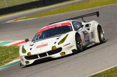 12 cevheri Hankook Mugello 18 Şubat 2017: #488 oktan 126, Ferrari 488 Gt3: Bjorn Grossmann, Fabio Leimer devre Mugello, İtalya.