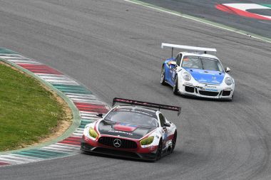 12 cevheri Hankook Mugello 18 Şubat 2017: #1 Hofor-yarış, Mercedes Amg Gt3: Michael Kroll, Chantal Kroll, Roland Eggimann, Kenneth Heyer, Christiaan Frankenhout devre Mugello, İtalya.