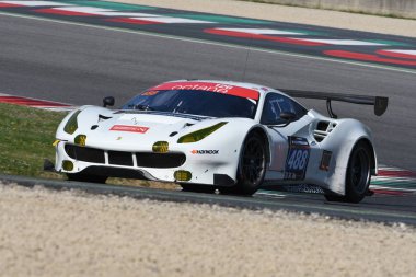 12 cevheri Hankook Mugello 18 Şubat 2017: #488 oktan 126, Ferrari 488 Gt3: Bjorn Grossmann, Fabio Leimer devre Mugello, İtalya.