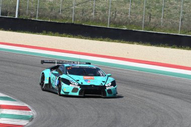 12 cevheri Hankook Mugello 18 Şubat 2017: #21 Konrad Motorsport, Lamborghini Huracan Gt3: Franz Konrad, Marco Mapelli, Giorgio Maggi, Christopher Zochling devre Mugello, İtalya.