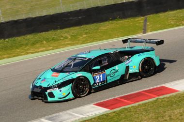 12 cevheri Hankook Mugello 18 Şubat 2017: #21 Konrad Motorsport, Lamborghini Huracan Gt3: Franz Konrad, Marco Mapelli, Giorgio Maggi, Christopher Zochling devre Mugello, İtalya.