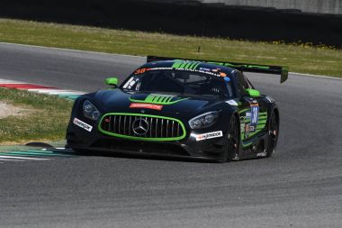 12 cevheri Hankook Mugello 18 Şubat 2017: #38 Ms yarış, Mercedes Amg Gt3: Alexander Hrachowina, Edward Lewis Brauner, Martin Konrad, Zeljko Drmic devre Mugello, İtalya.