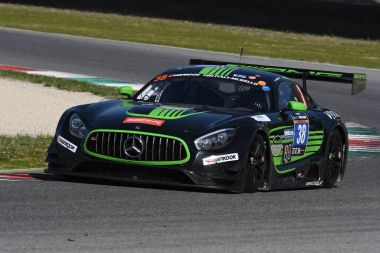 12 cevheri Hankook Mugello 18 Şubat 2017: #38 Ms yarış, Mercedes Amg Gt3: Alexander Hrachowina, Edward Lewis Brauner, Martin Konrad, Zeljko Drmic devre Mugello, İtalya.