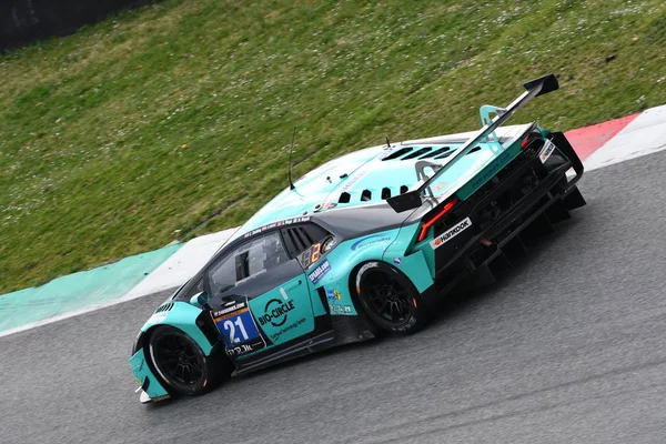 12 cevheri Hankook Mugello 18 Şubat 2017: #21 Konrad Motorsport, Lamborghini Huracan Gt3: Franz Konrad, Marco Mapelli, Giorgio Maggi, Christopher Zochling devre Mugello, İtalya.