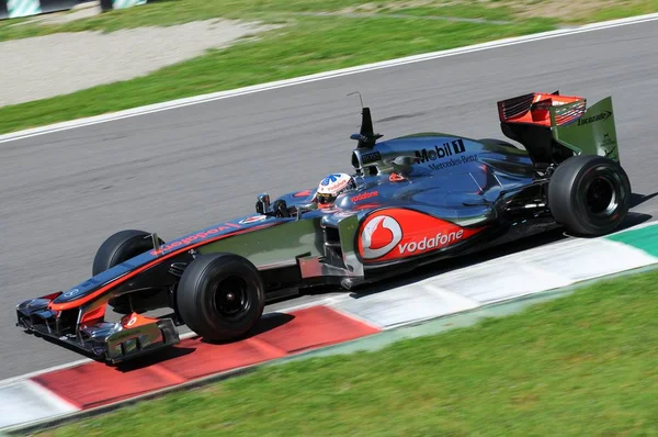 Circuito Mugello MAIO 2012: Botão Jenson na McLaren F1 durante a Prática no Circuito Mugello, Itália . — Fotografia de Stock