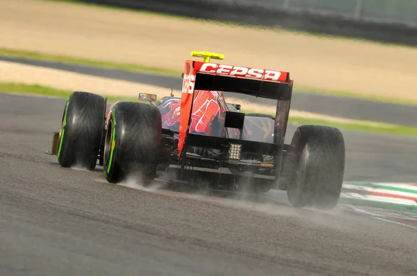 Circuito Mugello MAIO 2012: Jean Eric Vergne em Toro Rosso F1 durante a Prática no Circuito Mugello, Itália . — Fotografia de Stock
