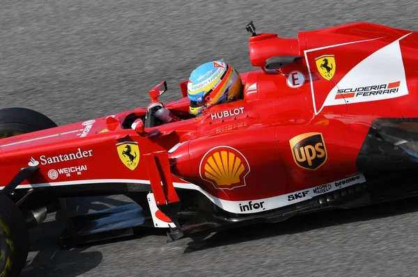 Mugello, αυτό, Μαΐου 2017: άγνωστο τρέχει με Ferrari F1 κατά τη διάρκεια της Ferrari αγωνιστικών ημερών 2017 στο κύκλωμα mugello Ιταλία. — Φωτογραφία Αρχείου