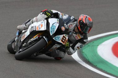 San Marino, İtalya - 12 Mayıs: Jordi Torres Esp Bmw S 1000 Rr Althea Bmw Racing Team oturumunda qualifyng May12 üzerinde Dünya Superbike Championship.at Imola uluslararası pistinde 2017 yılında İtalya
