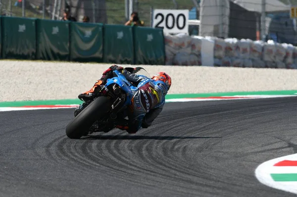 Mugello - ITÁLIA, 2 de junho: Espanhol Honda Marc VDS piloto Tito Rabat durante 2017 Oakley GP da Itália MotoGP no Circuito Mugello em JUNHO 2, 2017 — Fotografia de Stock