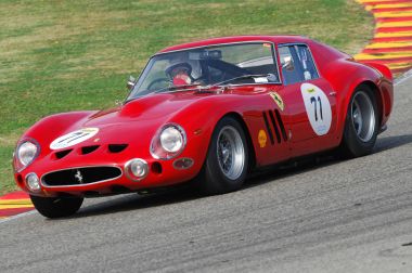 Mugello, o, Kasım, 2007: Bilinmeyen çalıştırmak ile eski 1962 Ferrari 250 Gto devre Mugello İtalya Finali Mondiali Ferrari 2007 sırasında. İtalya