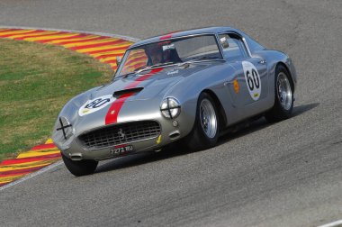 Mugello, o, Kasım, 2007: Bilinmeyen ile çalışır eski 1960'larda Ferrari 250 devre Mugello İtalya Finali Mondiali Ferrari 2007 sırasında. İtalya
