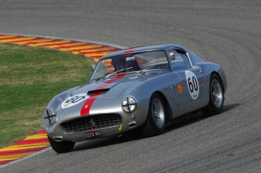 Mugello, o, Kasım, 2007: Bilinmeyen ile çalışır eski 1960'larda Ferrari 250 devre Mugello İtalya Finali Mondiali Ferrari 2007 sırasında. İtalya