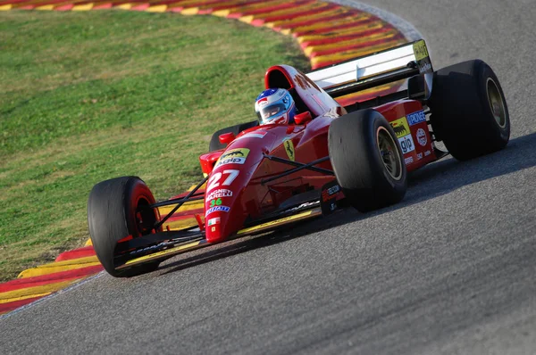 Mugello, o, Kasım, 2007: Bilinmeyen tarihi Ferrari F1 412 T2 ile mugello devre İtalya Finali Mondiali Ferrari 2007 sırasında girmek