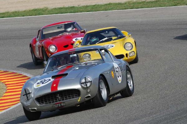 MUGELLO, IT, Novembre, 2007 : Unknown run with old 1960 Ferrari 250 at Mugello Circuit in italy during Finali Mondiali Ferrari 2007. Italie — Photo