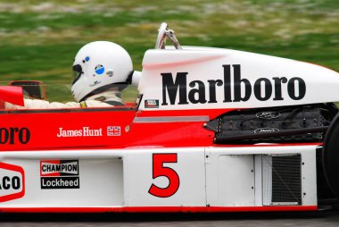 Mugello devre 1 Nisan 2007: Klasik F1 araba 1976 Mclaren M23 James Hunt Mugello devre Mugello tarihi Festivali sırasında İtalya ex.