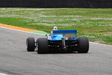 Mugello devre 1 Nisan 2007: bilinmeyen çalıştırmak klasik F1 araba 1983 Osella Fa1d (ex Piercarlo Ghinzani - Jean Pierre Jarier) İtalya Mugello devre Mugello tarihi Festival süresince.