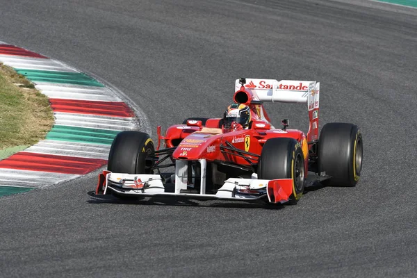 MUGELLO, IT, Octobre, 2017 : Modern Era Ferrari F1 sur le circuit du mugello en Italie lors de l'événement Finali Mondiali Ferrari 2017 . — Photo