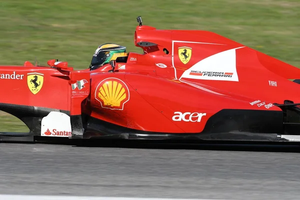 Mugello, het, oktober, 2017: Moderne tijdperk Ferrari F1 op het circuit van mugello in Italië tijdens gebeurtenis Finali Mondiali Ferrari 2017. — Stockfoto
