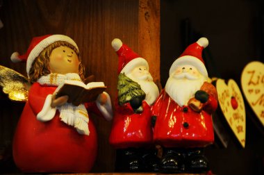 Noel süslemeleri bir pazarda. Xmas arka plan