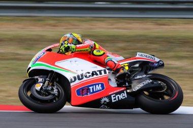 Mugello - İtalya, 13 Temmuz 2012: İtalyan Ducati binici Valentino Rossi 2012 sırasında Tim Motogp Gp İtalya.