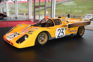 Mugello, bu Ekim, 2017: Vintage Ferrari 512m 1970 Finali Mondiali Ferrari 2017, Ferrari yıldönümü 1947-2017 Mugello devre Paddock Show'da. İtalya