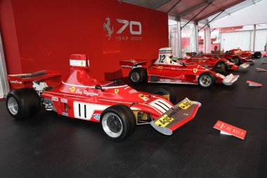 Mugello, bu Ekim, 2017: Vintage Ferrari F1 312 B4 Clay Regazzoni ve Niki Lauda, 1974 Paddock gösterinin Finali Mondiali Ferrari 2017 devre Mugello Ferrari yıldönümü 1947-2017. İtalya