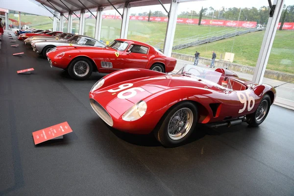 Mugello, bu Ekim, 2017: Vintage Ferrari 500 Trc 1957 Paddock adlı Finali Mondiali Ferrari 2017 devre Mugello Ferrari yıldönümü 1947-2017 göster. İtalya
