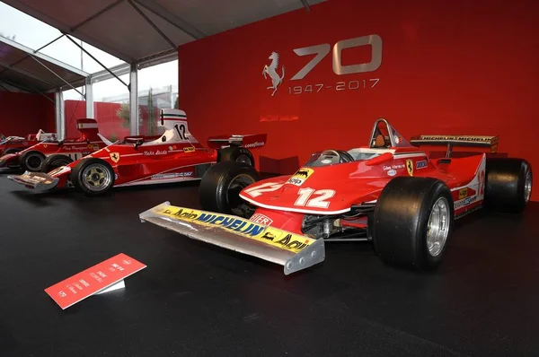 Mugello, bu Ekim, 2017: Ferrari F1 312 T4 Gilles Villeneuve ve Jody Scheckter, 1979 Paddock gösterinin Finali Mondiali Ferrari 2017 devre Mugello Ferrari yıldönümü 1947-2017. İtalya
