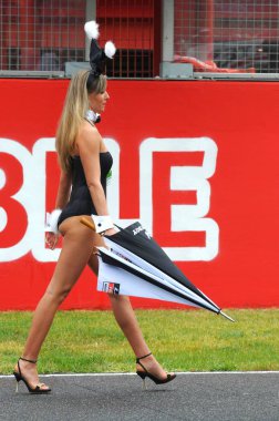 Mugello - Mayıs 2009: Grid girls 2009 Tim GP MotoGP Mugello devre İtalya Mayıs 2009 yılında İtalya'nın başlangıç ızgara üzerinde.