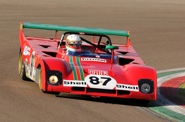 Imola classic 22 okt 2016 - ferrari 312 pb - angetrieben von steven read und giovanni lavaggi während des trainings auf der imola-strecke, italien. — Stockfoto